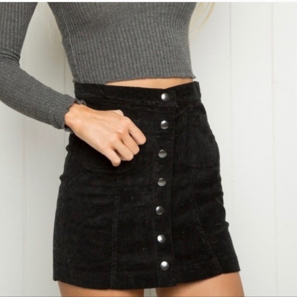 Brandy Melville Y2K Style Black Corduroy Mini Button Front Skirt One Size